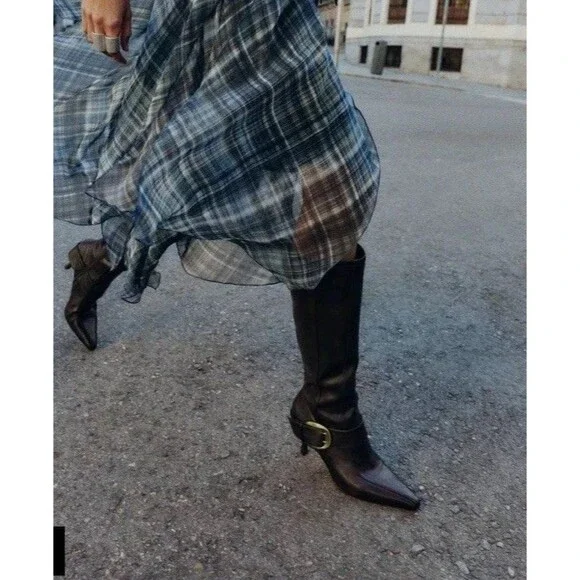 Zara Burgundy High-Heel Buckle Boots Pointed Toe Size US 9 EUR 40 Preowned - Picture 2 of 16